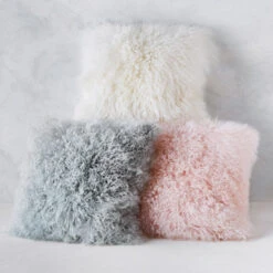 Mongolian Pillow 22" - White -VibeDecor Store 040025201 3 10660.1690268279.386.513