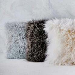 Mongolian Pillow 22" - White -VibeDecor Store 040025201 6 26082.1690268280.386.513