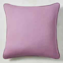 Jungle Queen Pillow 22" - Aubergine -VibeDecor Store webimage 040266358 ALT 1
