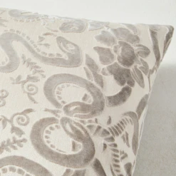 Giardino Pillow 22" - Blush -VibeDecor Store webimage 040445831 DTL2