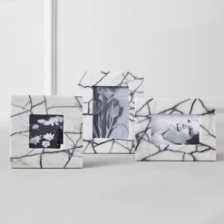 Nikki Chu - Maze Marble Frame