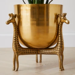 Nikki Chu - Giraffe Planter -VibeDecor Store webimage 120218034 2 jpg