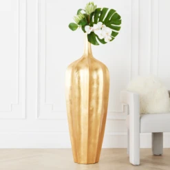 Accolade Vase -VibeDecor Store webimage 122925337 dtl alt2